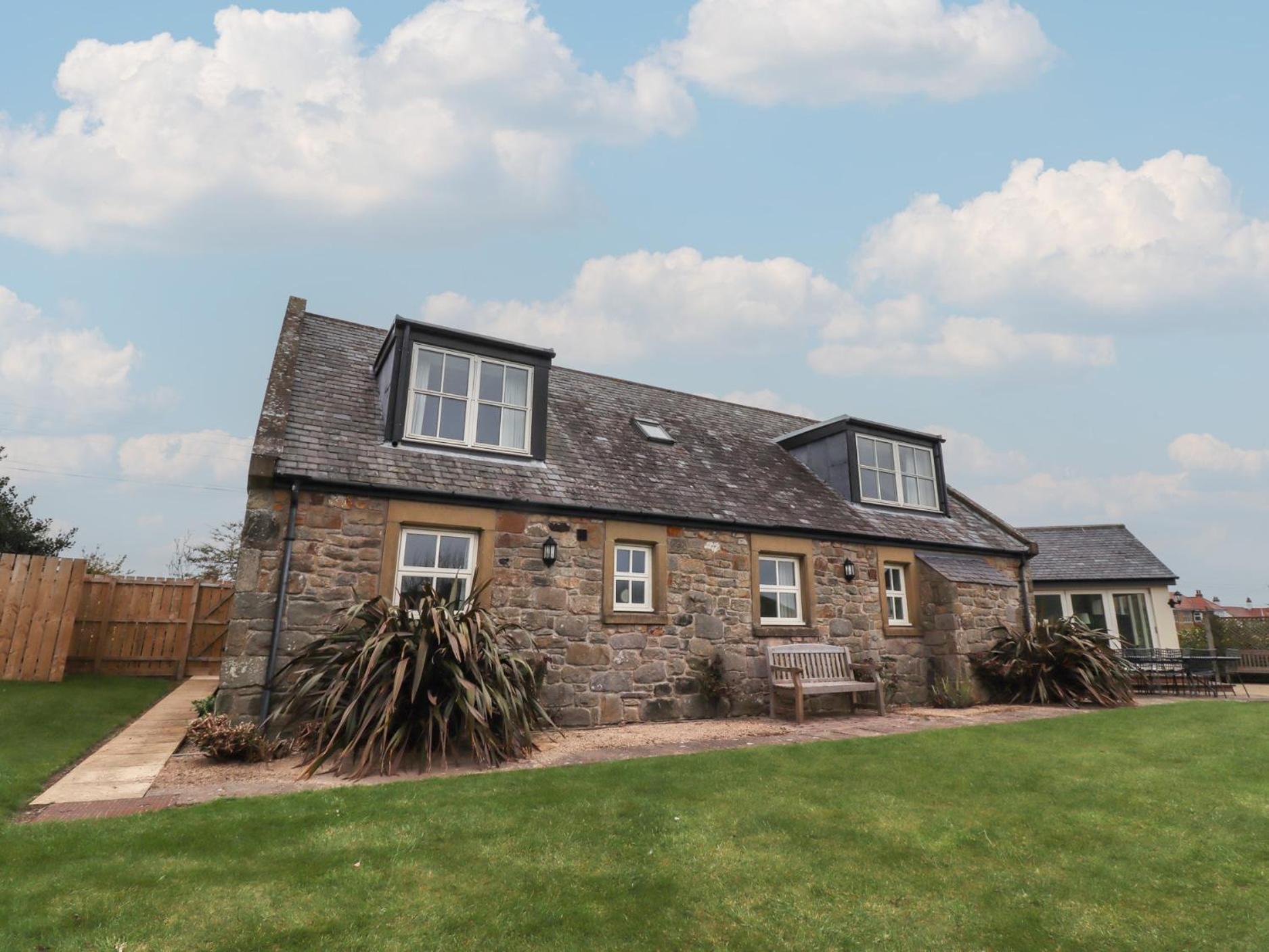 The Wynd Villa Bamburgh Exterior photo